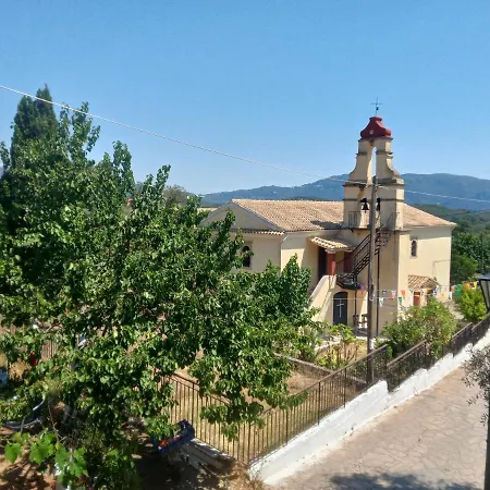 Village House Agios Matthaios  Exterior photo