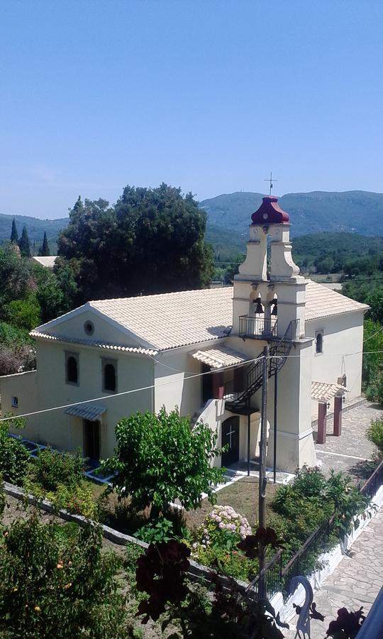 Village House *